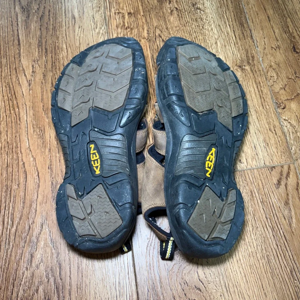 Keen Newport H2 Mens 11 Brown Leather Waterproof Hiking Sandals Sport Shoes